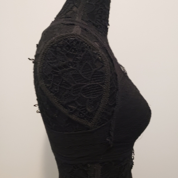 Victoria's Secret Black Lace Floral Bralette Size S - Picture 4 of 6
